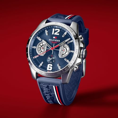 Reloj Tommy Hilfiger azul con correa de silicona.